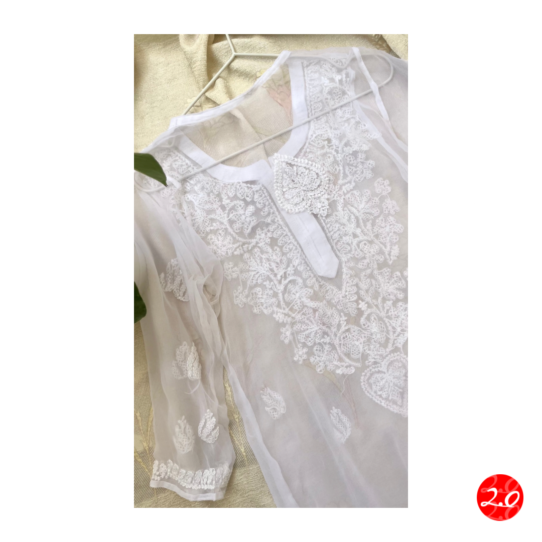 Lily white Chikankari Kurti