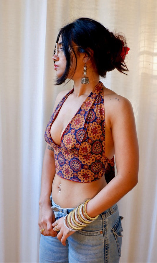 Backless GEET halter neck crop top in pure cotton with a playful Mosai print.