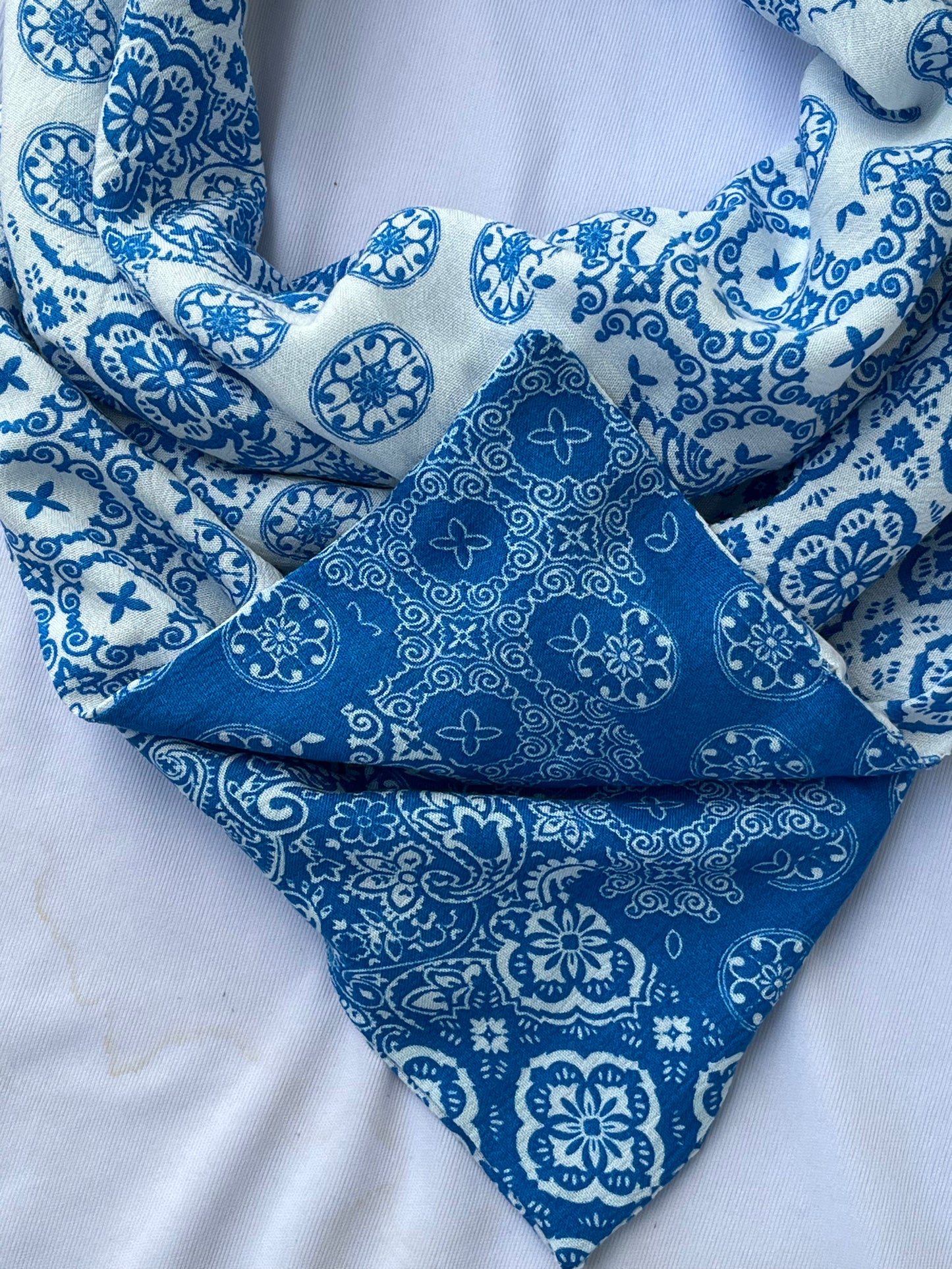 Cloud Kiss Reversible Bandana