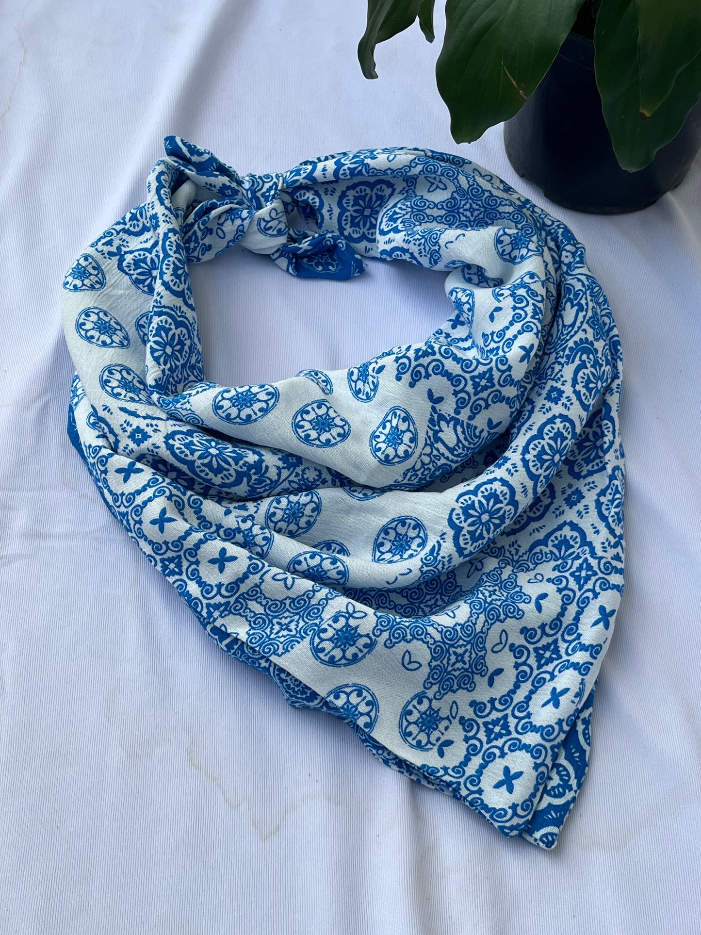 Cloud Kiss Reversible Bandana