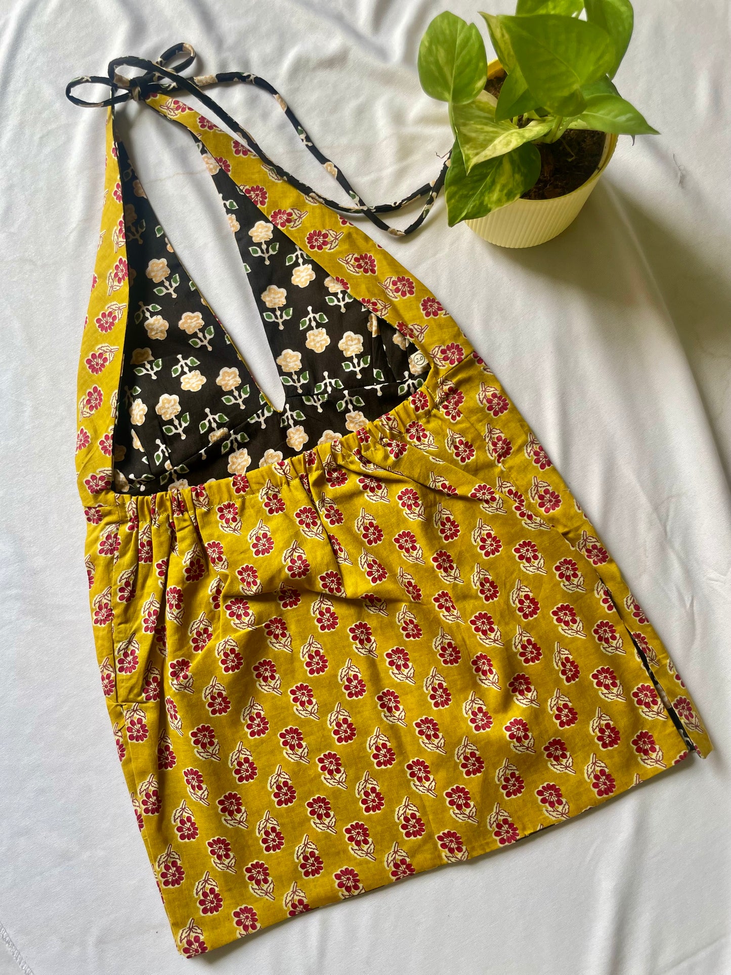 Bumble mood Y2K halter top