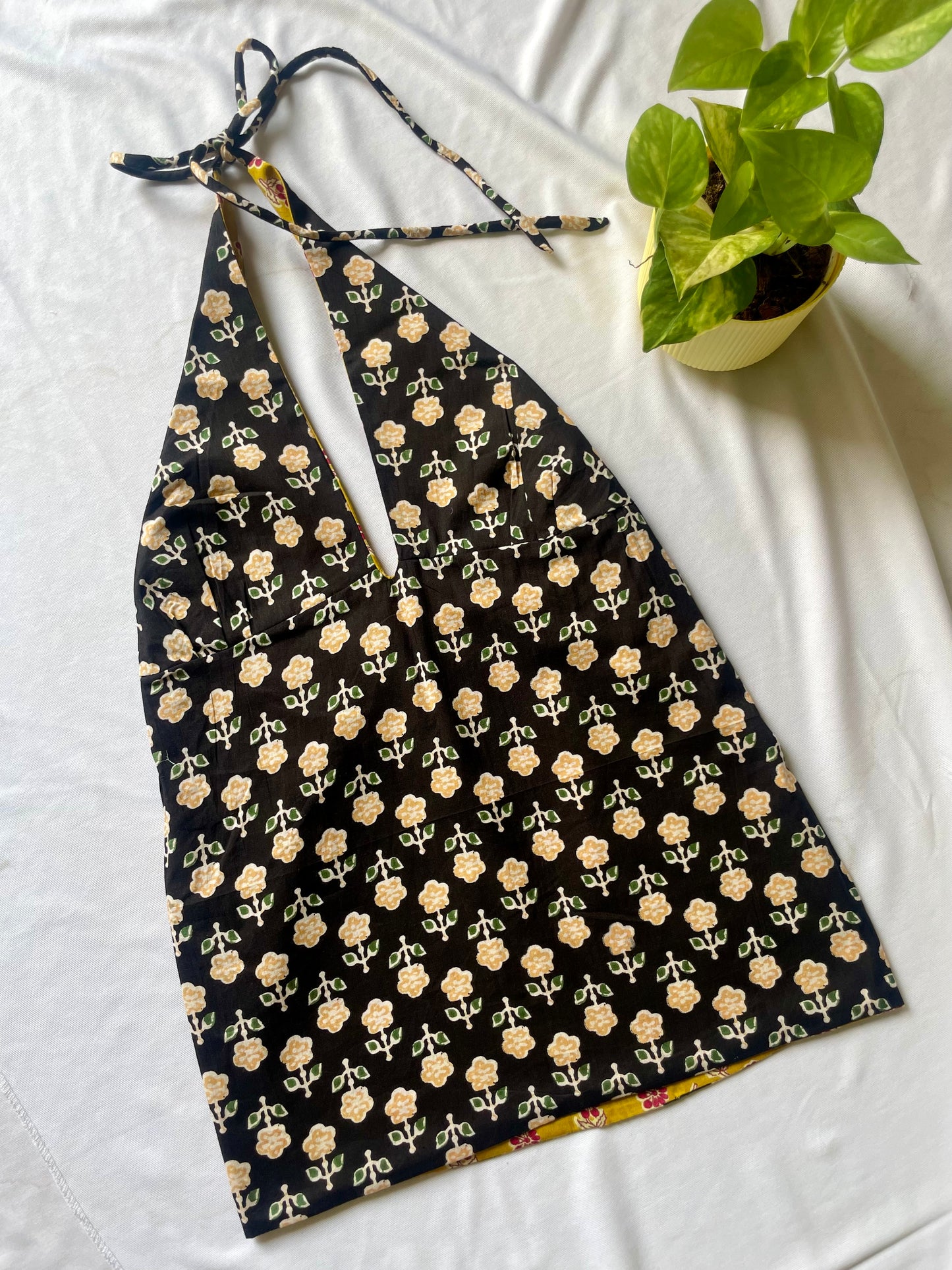 Bumble mood Y2K halter top