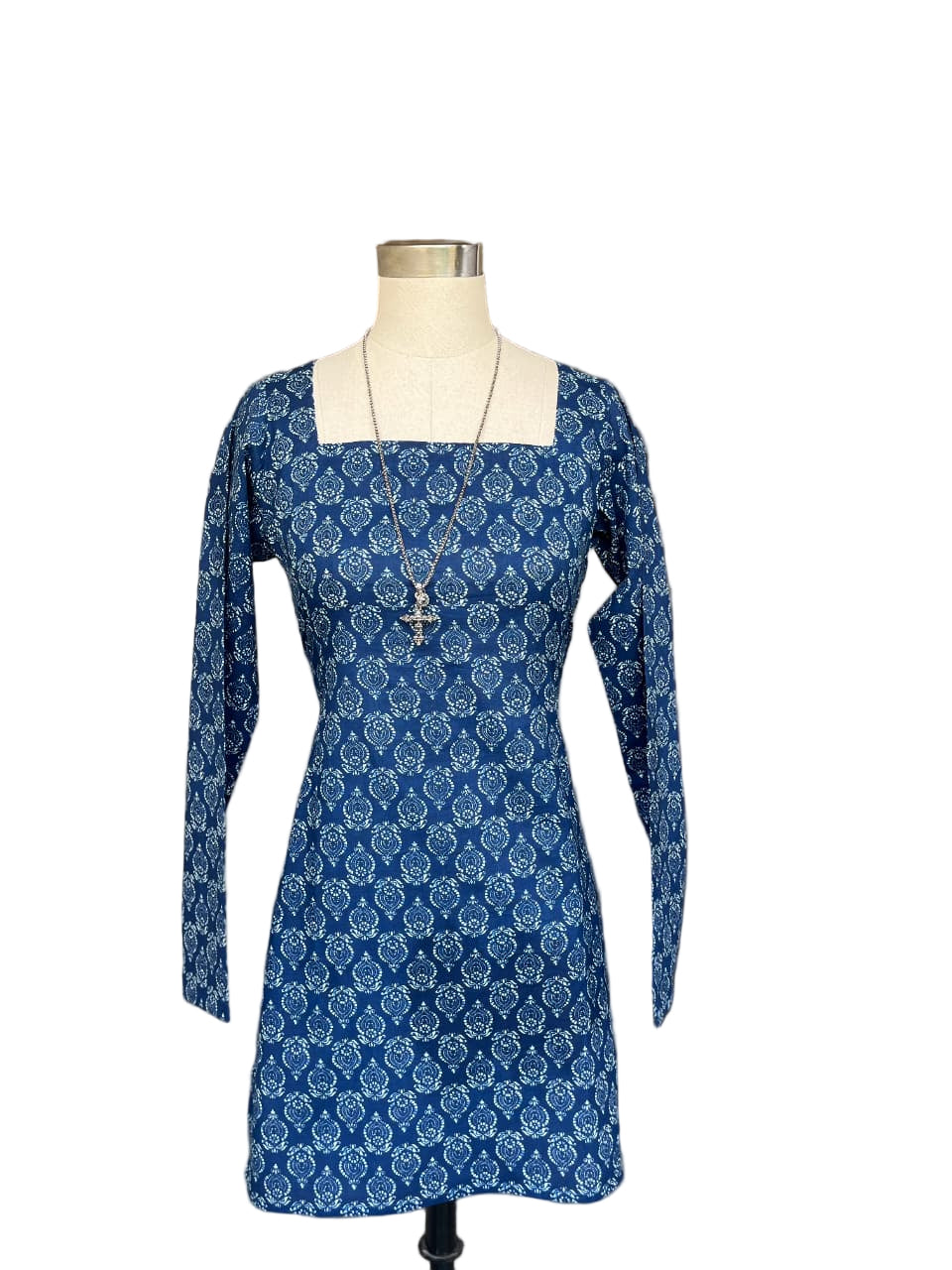Midnight Jaal Dori Kurti