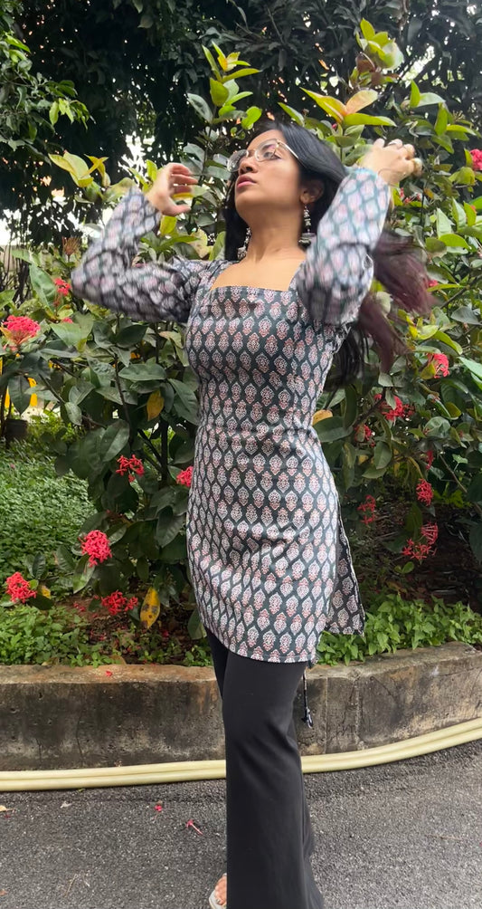 Ember Print Dori Kurti