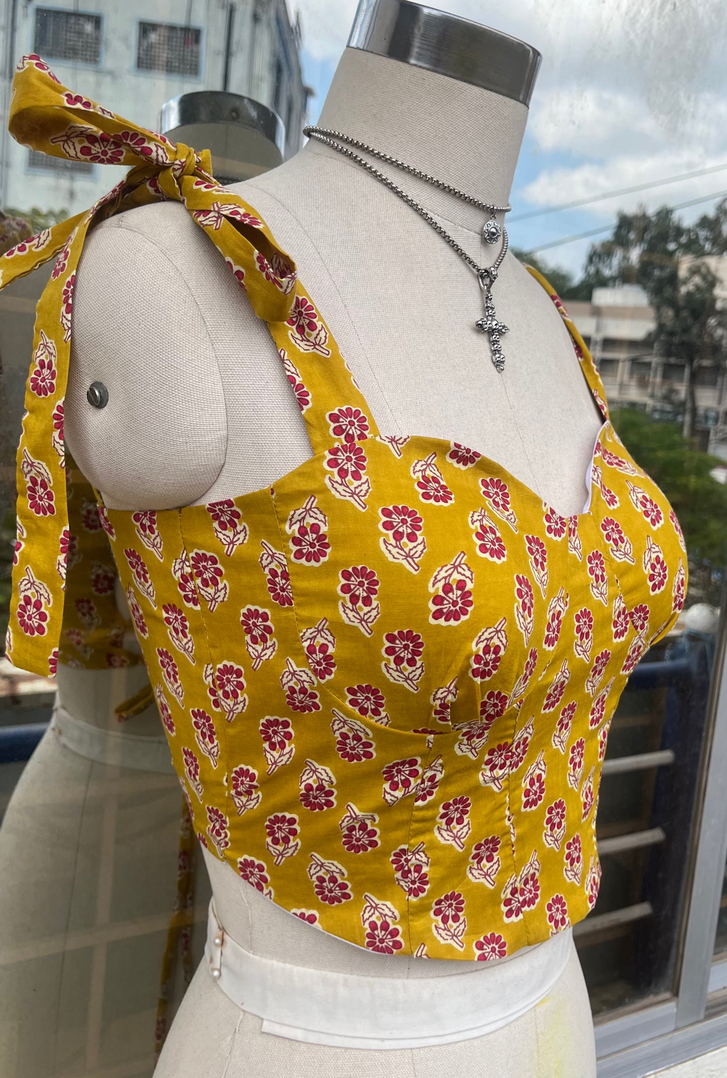 Honey pop corset top