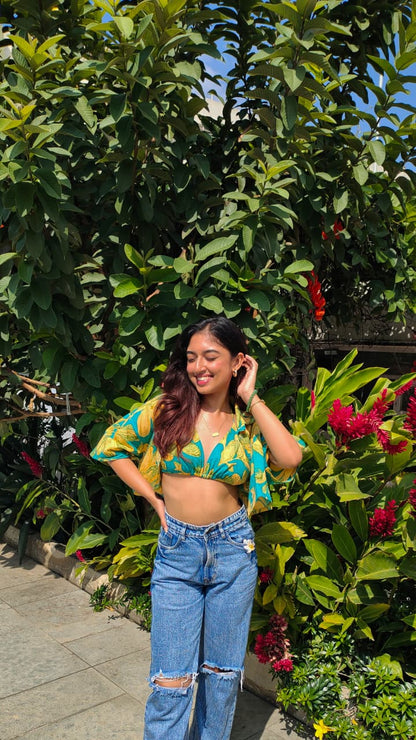 Island Glow combo: Crop shirt + Bikini set