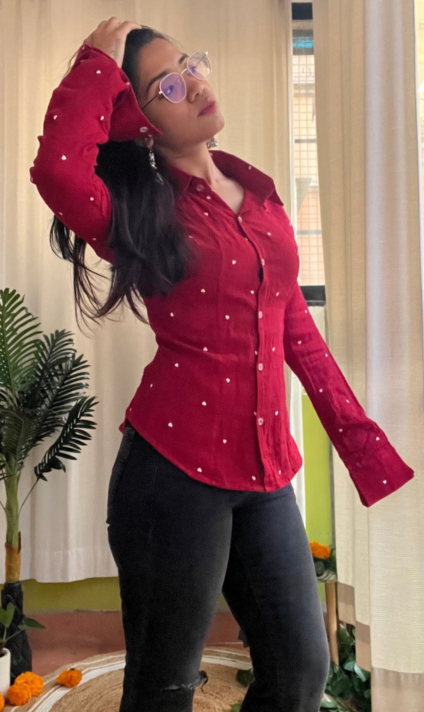 Red hearts sculpted shirt