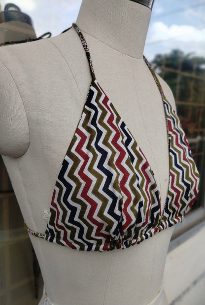 Code combo: Crop shirt + Reversible Bikini Top